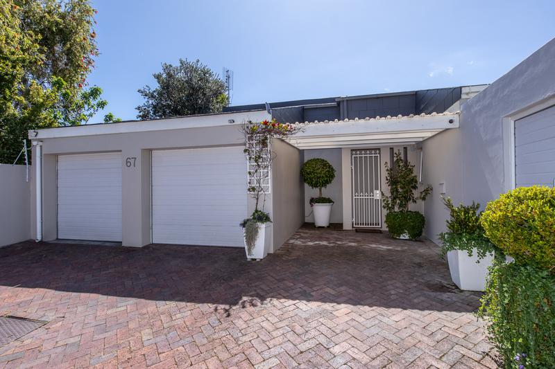 3 Bedroom Property for Sale in Constantia Western Cape